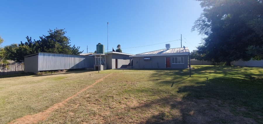 3 Bedroom Property for Sale in Kanoneiland Northern Cape